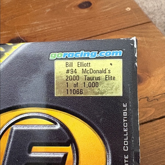Nascar 1/24 Bill Elliott McDonald’s Action Elite - Picture 4 of 5